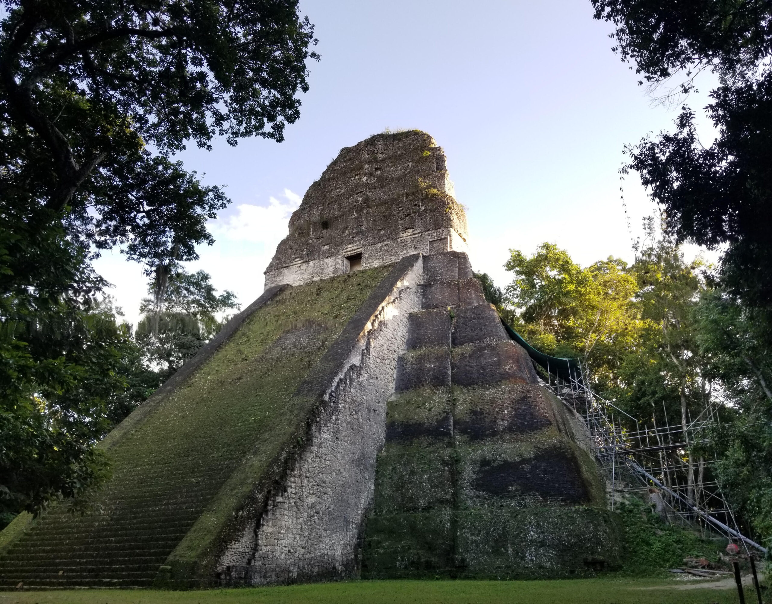 An Altar Points to Political Turmoil in a Maya City Around 1,650 Years Ago