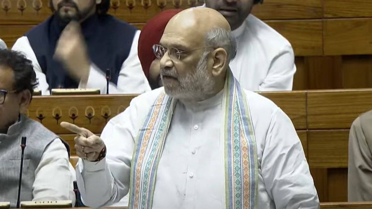 Why Amit Shah Mentioned Lalu Yadav While Defending Waqf Bill in Lok Sabha?