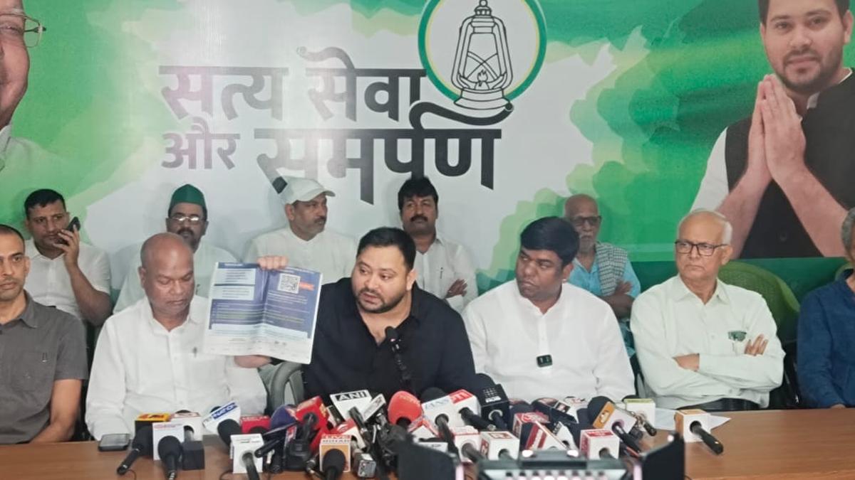 immediately-stop-special-intensive-revision-of-electoral-rolls-in-bihar,-say-india-bloc-leaders