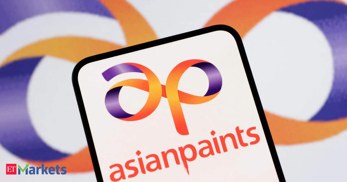 Asian Paints shares get double upgrade from Jefferies with Rs 2,830 target price