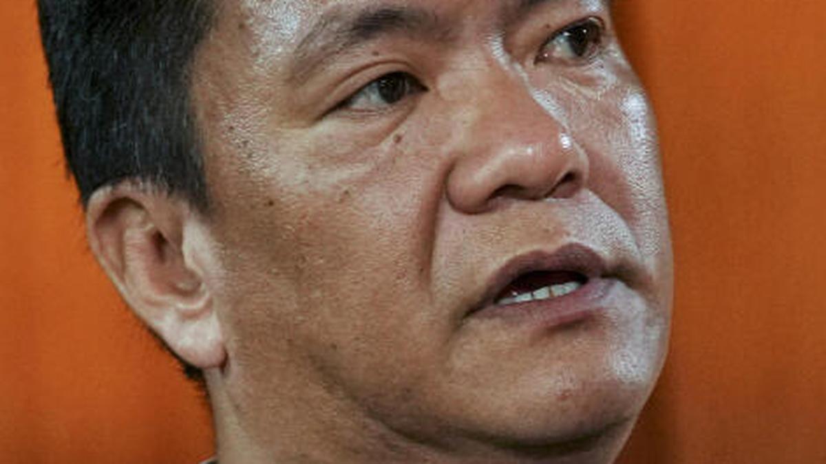 arunachal-pradesh-cm-pema-khandu-calls-hindi-a-binding-language-amid-diversity