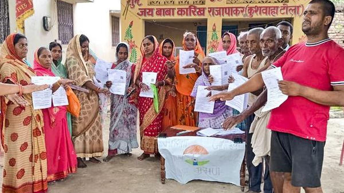 explained:-special-intensive-revision-of-electoral-rolls-in-bihar-and-‘fear-of-nrc’