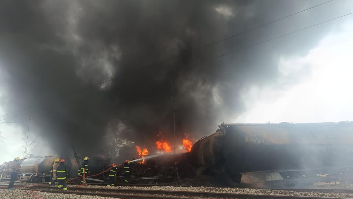 wagon-of-a-freight-train-carrying-fuel-catches-fire-near-tiruvallur-railway-station