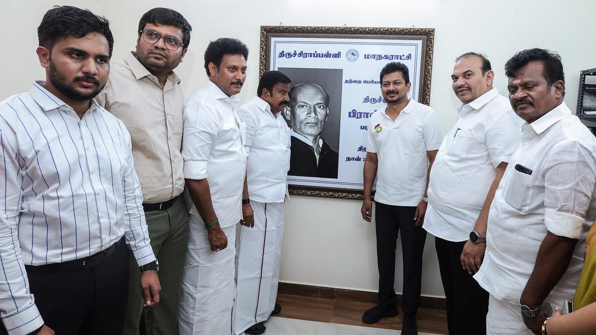 udhayanidhi-stalin-inaugurates-renovated-francis-library-building