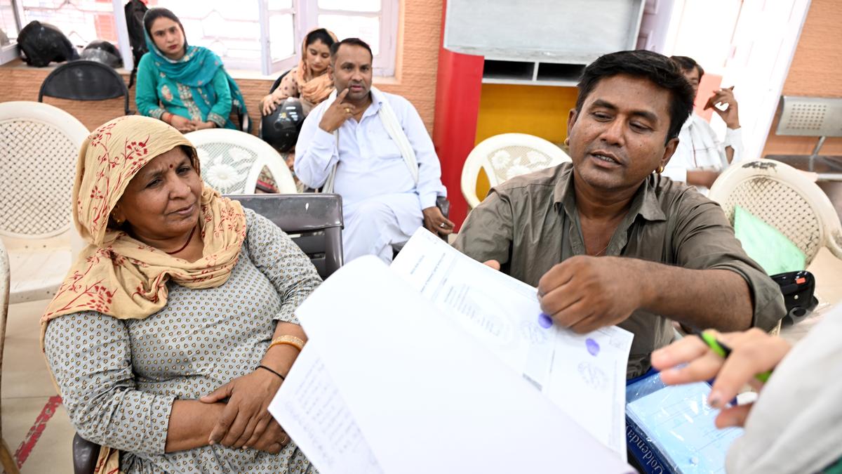 persecuted-hindus,-sikhs,-jains-from-afghanistan,-bangladesh,-pakistan-who-entered-india-up-to-2024-to-be-allowed-to-stay:-mha