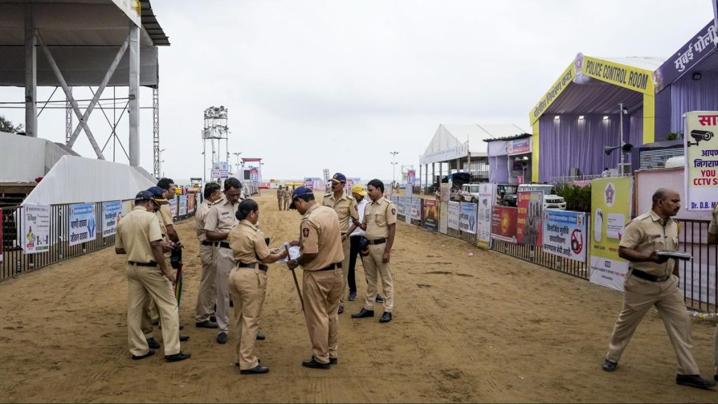 Noida Man Arrested for Mumbai Bomb Threat