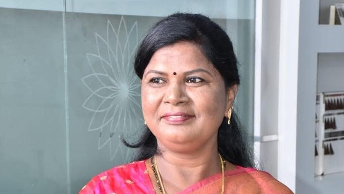 panchayat-president-arrested-for-stealing-chain-from-bus-passenger-in-chennai