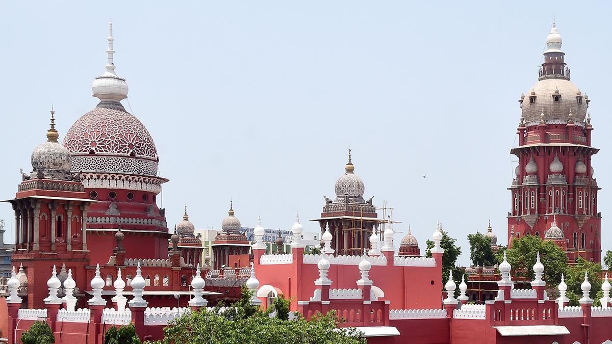 governor’s-discretion-in-premature-release-of-convicts:-madras-high-court-refers-issue-to-larger-bench