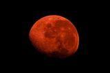 Don’t Miss September’s Blood Moon – A Total Lunar Eclipse That Turns Red Instead of Black