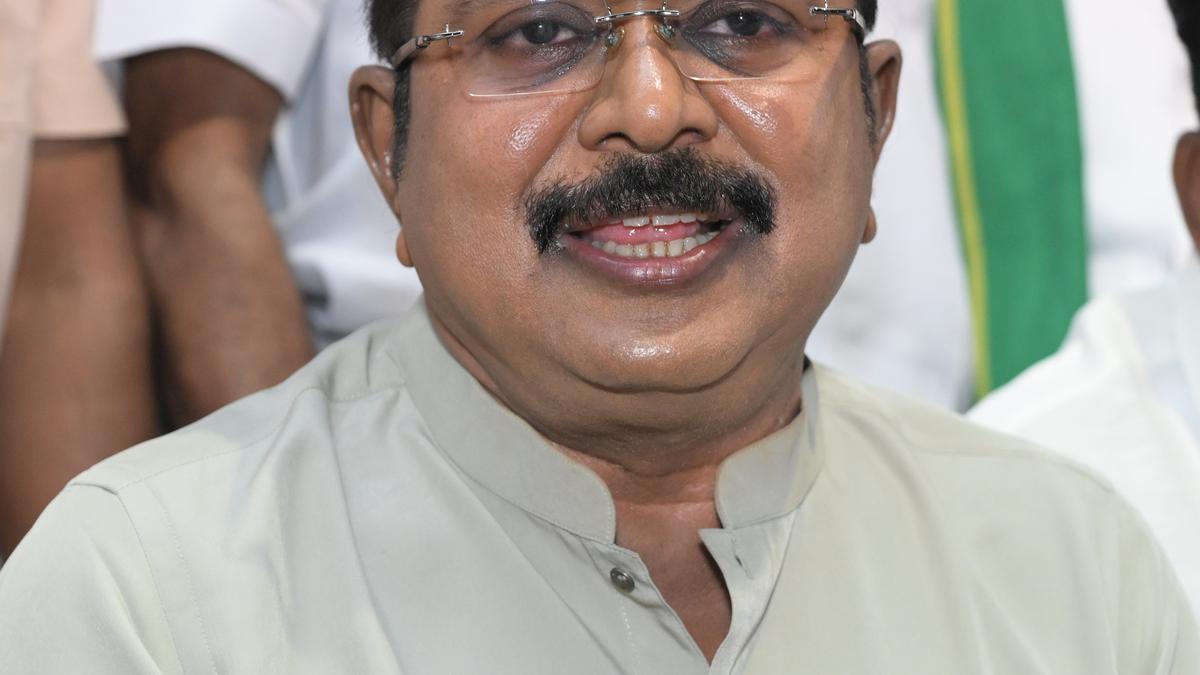 T.T.V. Dhinakaran hits out at Palaniswami and Nainar Nagenthran