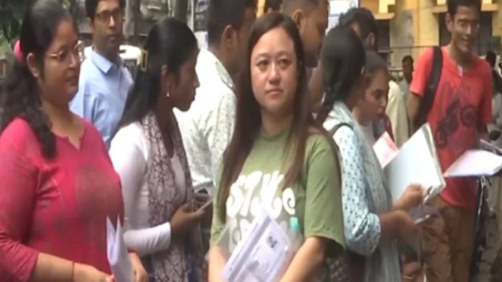 West Bengal SSC Resumes Teacher Recruitment Exam After 9 Years Amid Tight Security