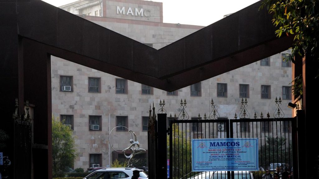 Fire tenders rushed after bomb threat to Delhi’s Maulana Azad Medical College