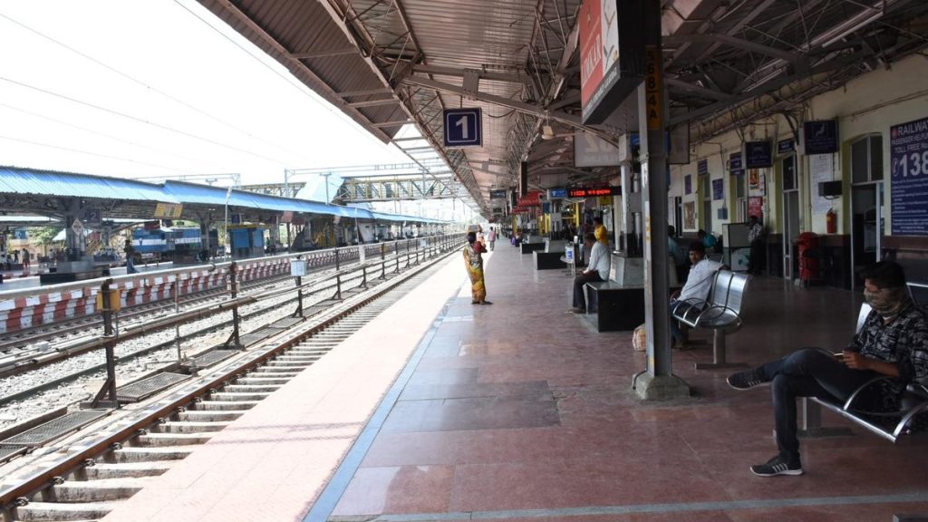 Central Railway Announces 230 Special Trains for Festive Season Travel