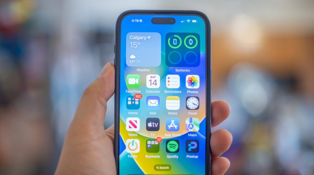 iOS 26 Includes A Surprise Feature That Lets You Color Match Your Icons To Your Phone Case