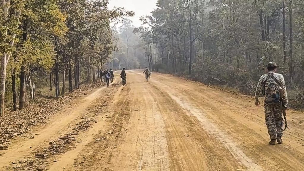 16 Maoists Surrender in Chhattisgarh's Narayanpur