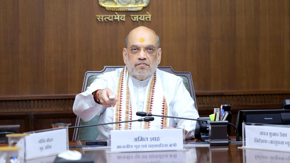 amit-shah-launches-faster-immigration-clearance-programme-at-5-more-airports