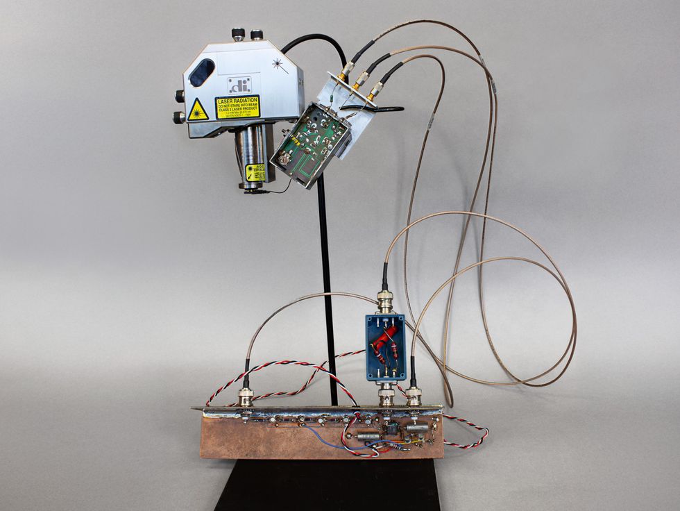 This Microscope for Chipmaking Started as a Home Video Wannabe