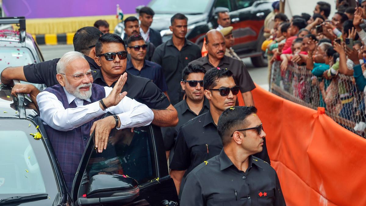 if-we-have-an-enemy,-it’s-dependence-on-other-countries:-pm-modi-in-gujarat’s-bhavnagar