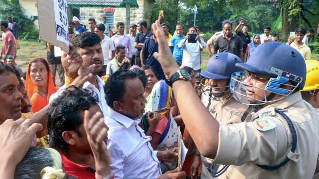 Kurmi agitators lift blockade from all but 2 rail stations post Centre's assurance of talks